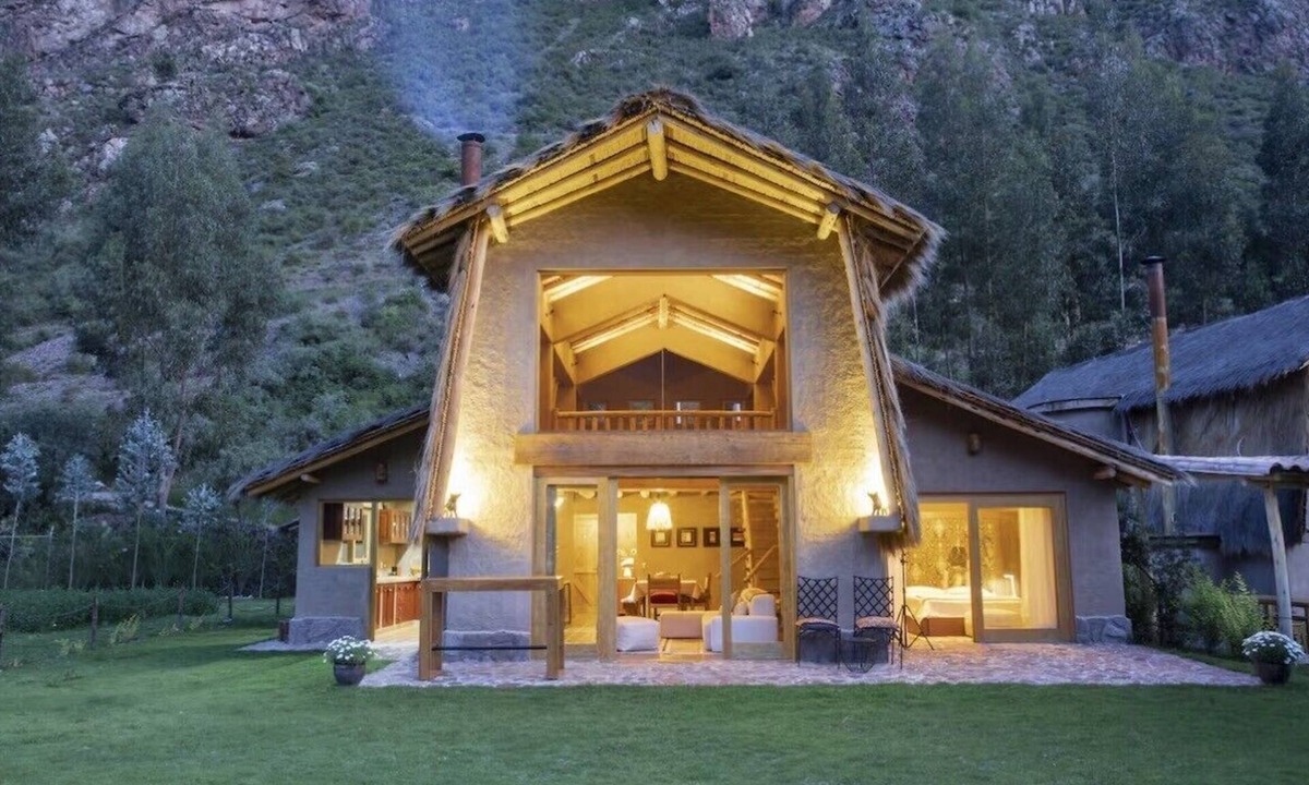 Calca Cabin | RebeQ House