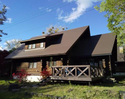 Tsumagoi Cabin | Rental Log UrubeVillage