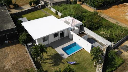 Miyakojima Villa | ritomaru villa pierce miyakojima
