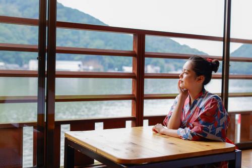 Tsuiyama Hotel | River Side Maruyama
