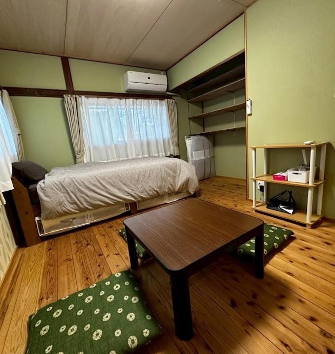 Narita Apartment | Roman荘