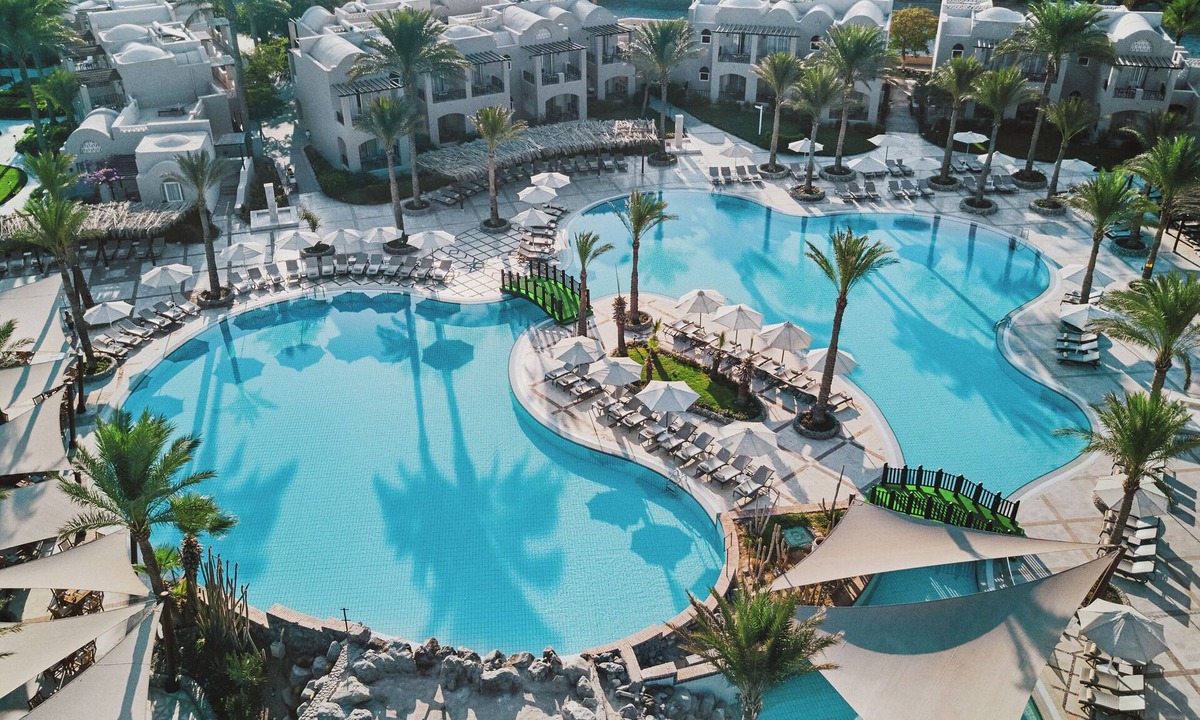 Makadi Bay Hotel | Romantic Suite with Oceanfront Views Ideal for Couples with 2 Pools and Spa