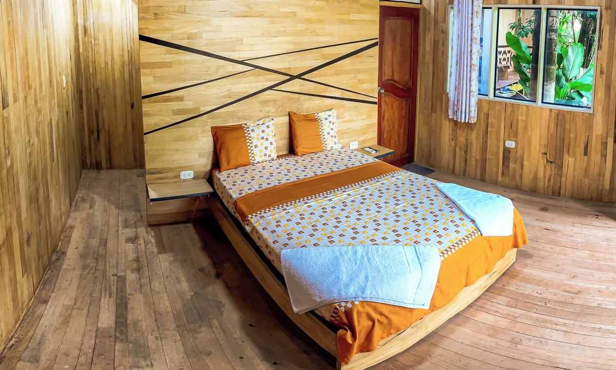 Iquitos Bed & Breakfast | Room in a bungalow near downtown