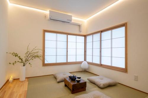 Chinatown Apartment | Room Inn Lu Lu Lu 横浜中華街 Room 2-B