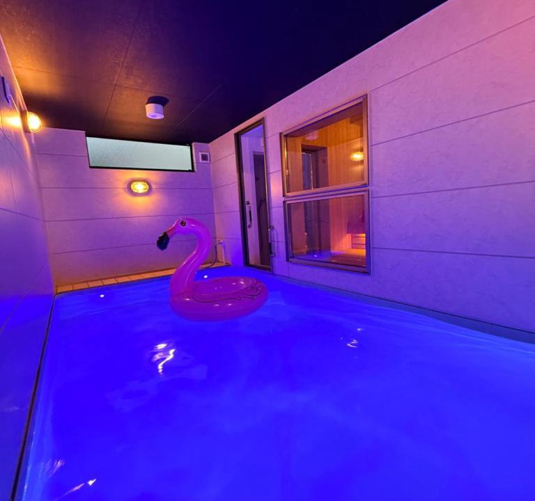 Shinjuku Villa | SEADINERS VILLA AOYAMA Tokyo First Metropolis Villa Pool Sauna BBQ