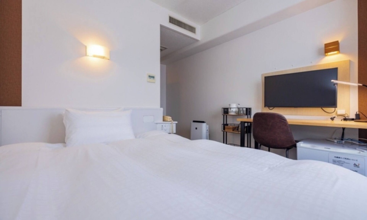 Kochi Hotel | Semidouble Smoking | Room only RO/Kochi Kōchi