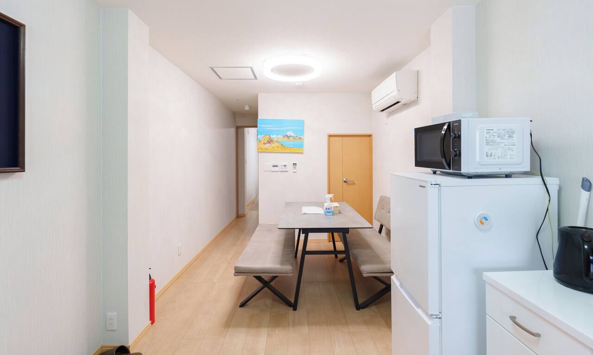 Namba House | SERENE Osaka | Private House in Dotonbori | 5 Bedrooms · 7 Large Beds · 3 Bathrooms