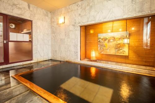Yudanaka Shibu Onsen Hotel | Shimaya