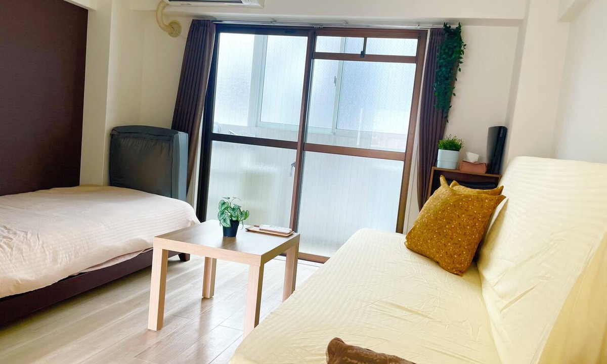 Yodogawa Apartment | Shin-Osaka 202: Pet-Friendly Studio Apartment Accommodating Up to 5 Guests with Excellent Access