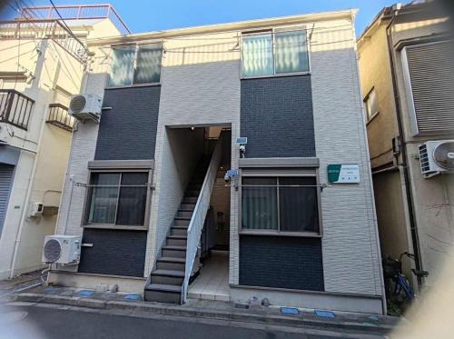 Nakano Apartment | Shinjuku 5 min, Shin-Nakano Station 1 min walk, Room 201