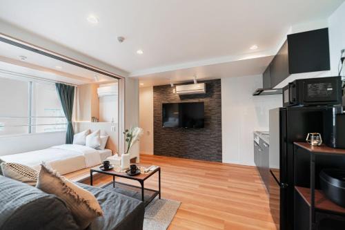 Honmachi Apartment | Shinjuku SAIEI Hotel 201