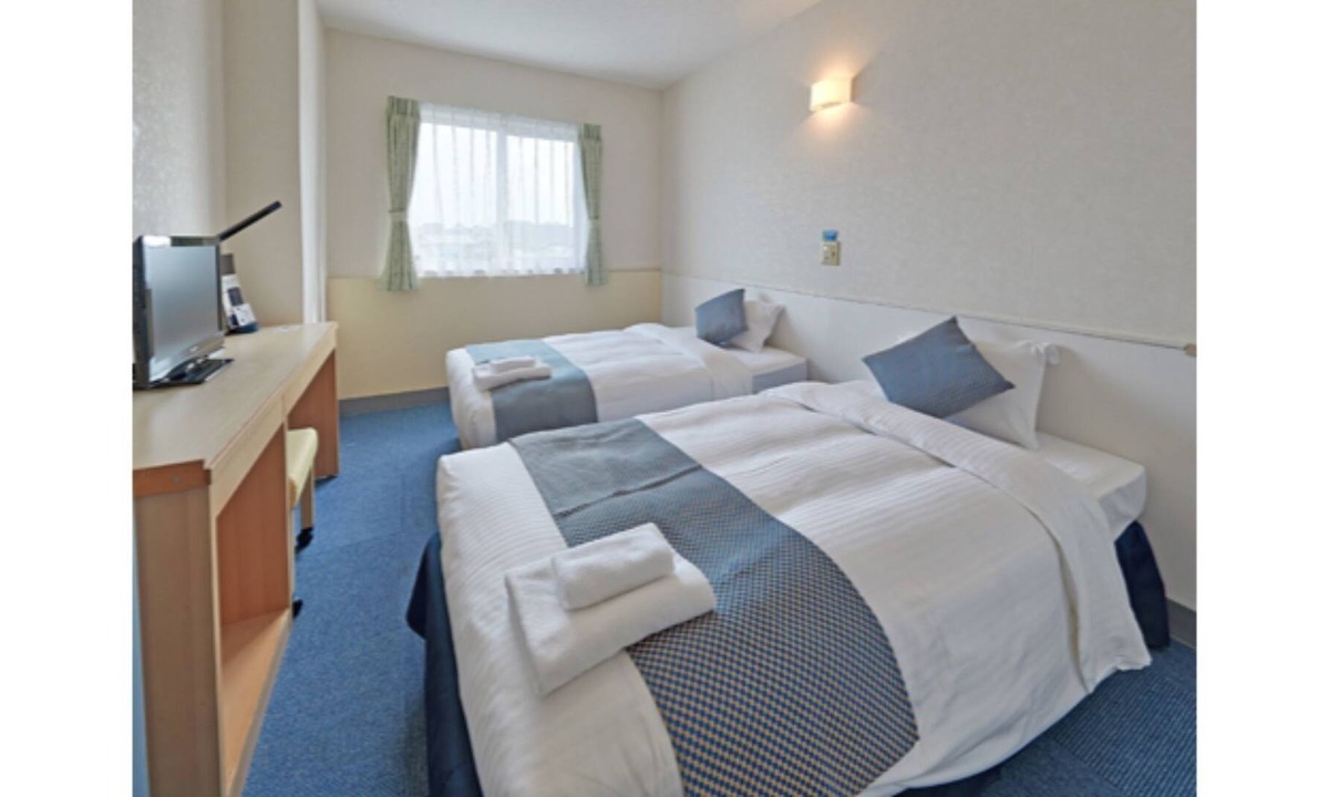 Oroku Hotel | Single roomnonsmoking 3 stations from Naha Airp / Naha Okinawa