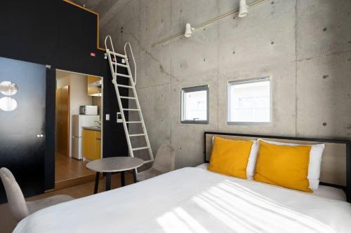 Joto Apartment | Sleaze Castle 梅田-大阪駅-淀屋橋-福島エリア