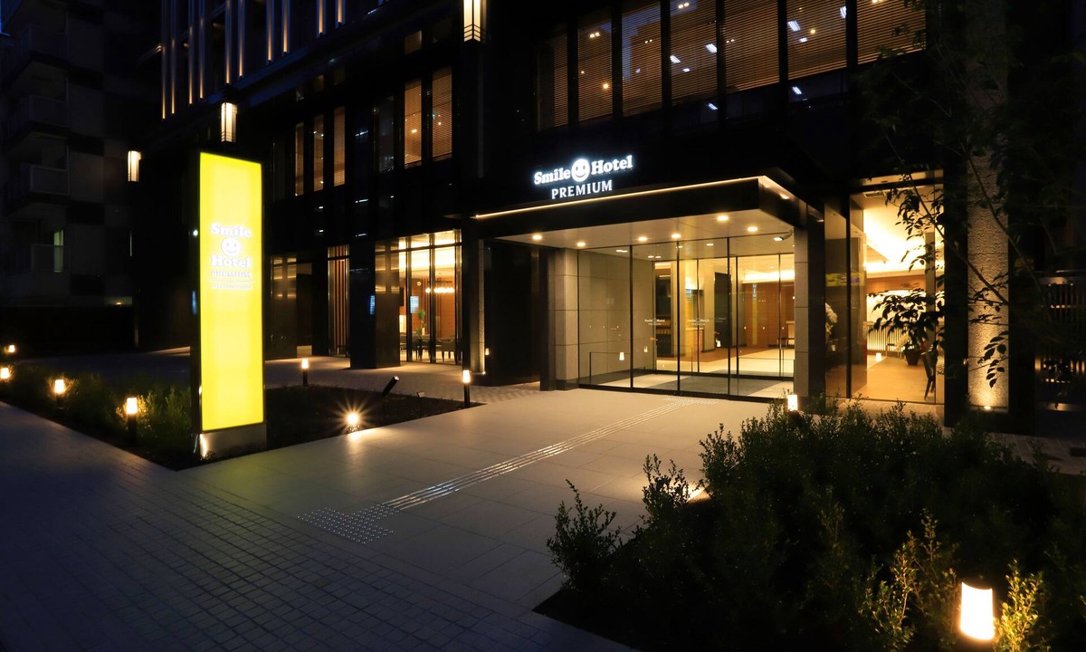 Minamisenba Hotel | Smile Hotel Premium Osaka Hommachi