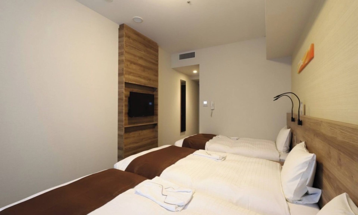 Higashishinsaibashi Hotel | Smoking Allowed Triple Room Room Only/Osaka Ōsaka