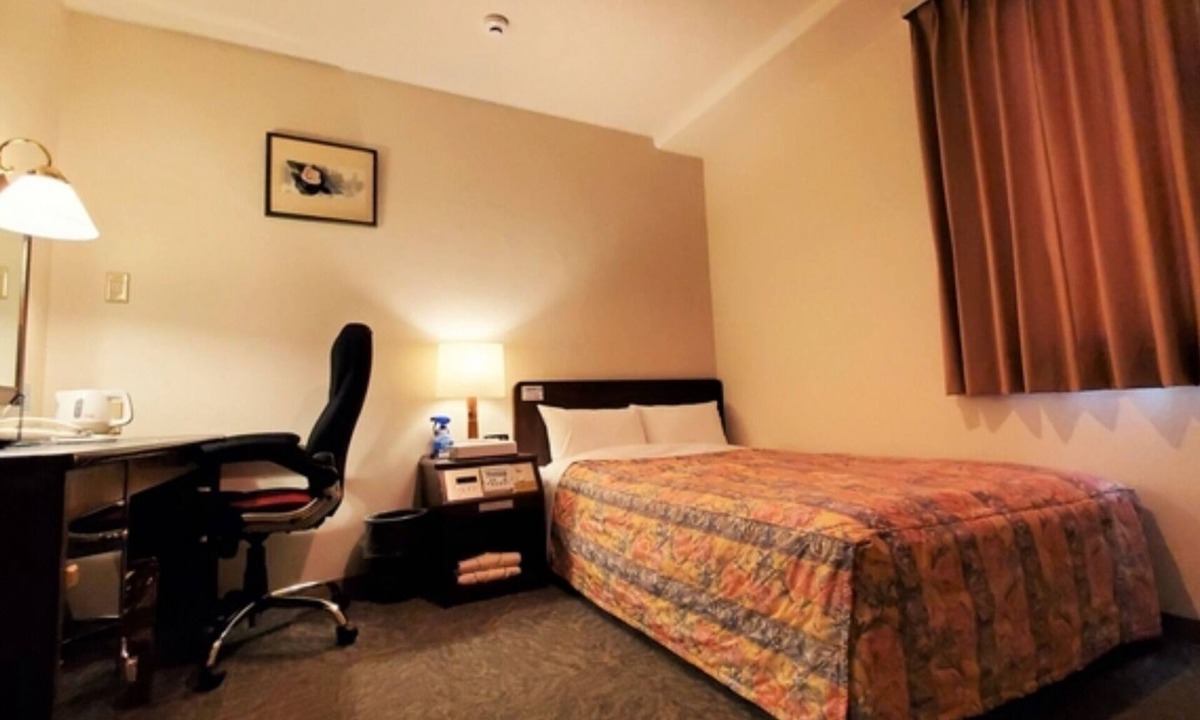 Nobeoka Hotel | Smoking Single room for 2 people Breakfast incl/Nobeoka Miyazaki