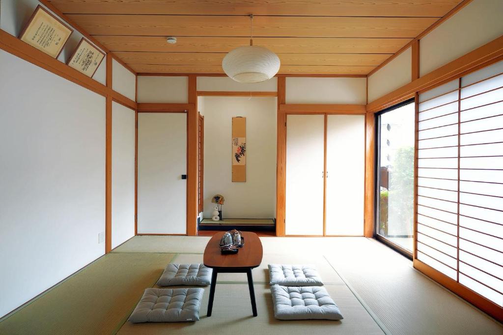 Maihama Apartment | so joy house