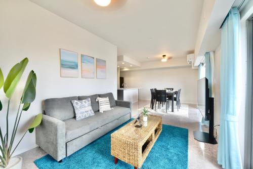 Naha City Centre Apartment | Solterrace Naha - Beach Walk 3min, Free Parking, New 70sqm 6Guests