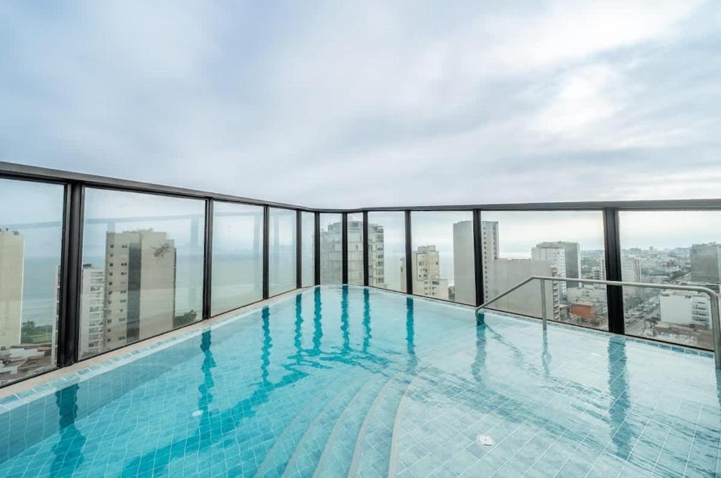 Santa Cruz Apartment | Sophisticated Design Apartment in Miraflores