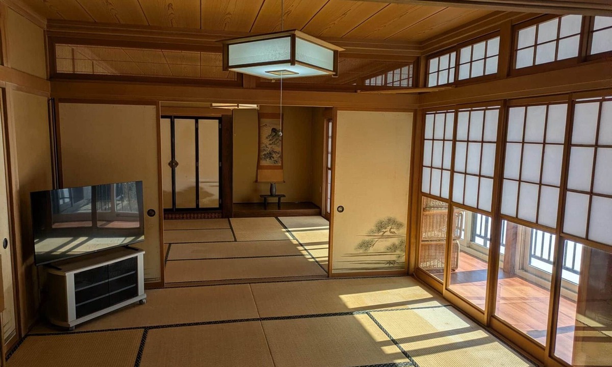 Myoko House | Spacious Mountain House in Myōkō