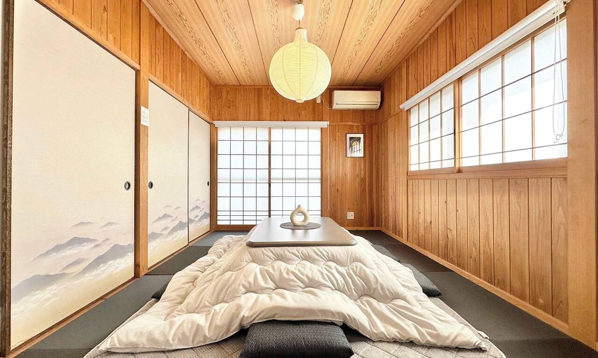 Ozu House | Spacious Traditional Japanese House By Restavio