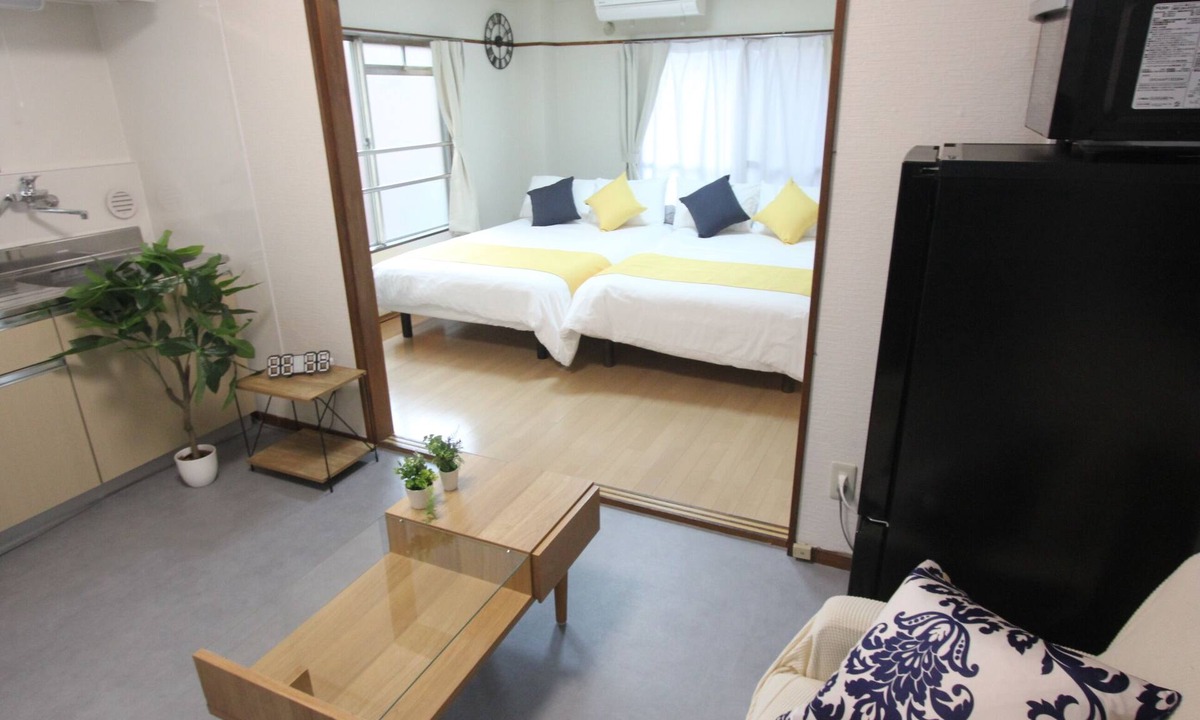 Nakano Apartment | Step Out to Metro & Local Eats - Nakano-Honmachi Gem (32)