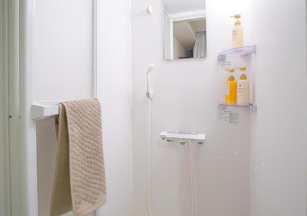 Nishinari House | Sunflower Hotel 601, Osaka, Namba & Shinsaibashi