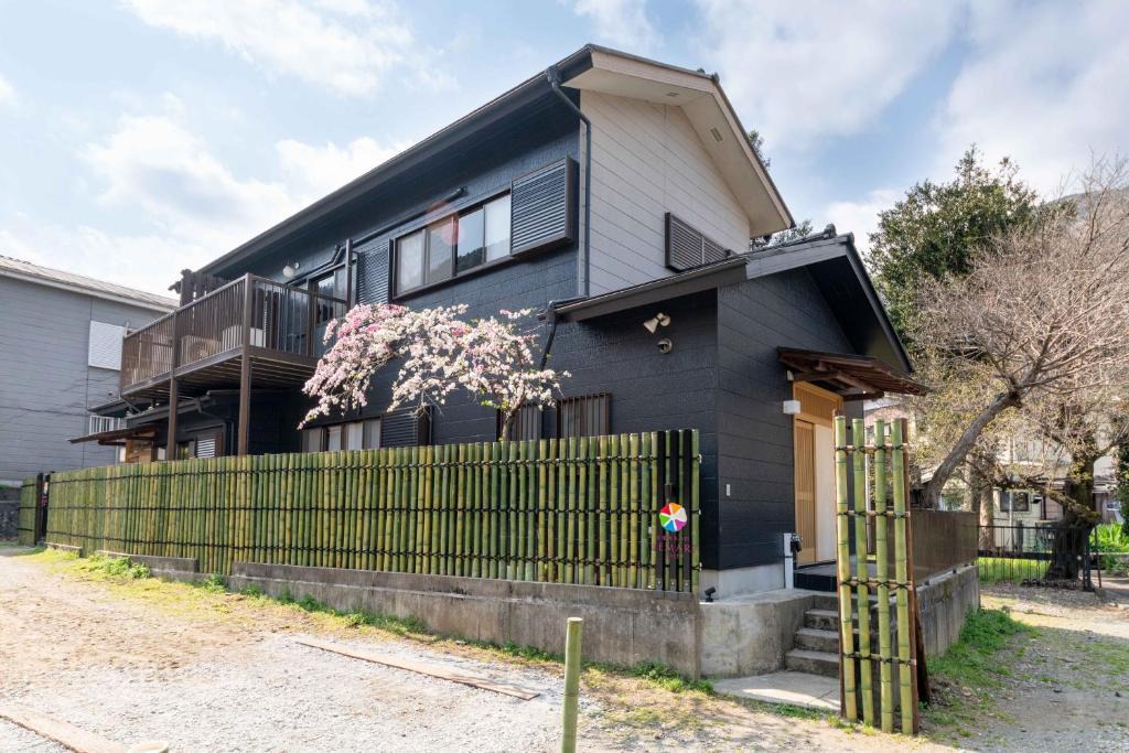 Yumoto Apartment | TEMARI