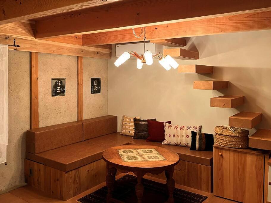 Obuse Apartment | The Bath and Bed Obuse