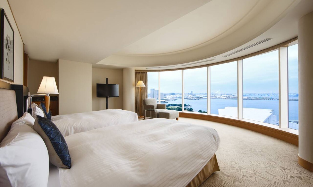 Yokohama City Centre Hotel | The Yokohama Bay Hotel Tokyu