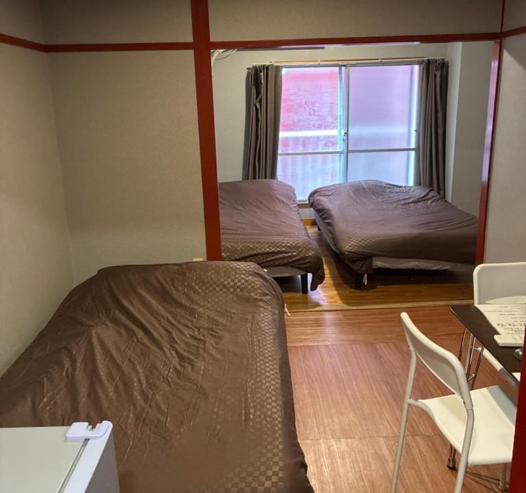 Namba Apartment | Three beds apartment with kitchen by Shinsaibashi
