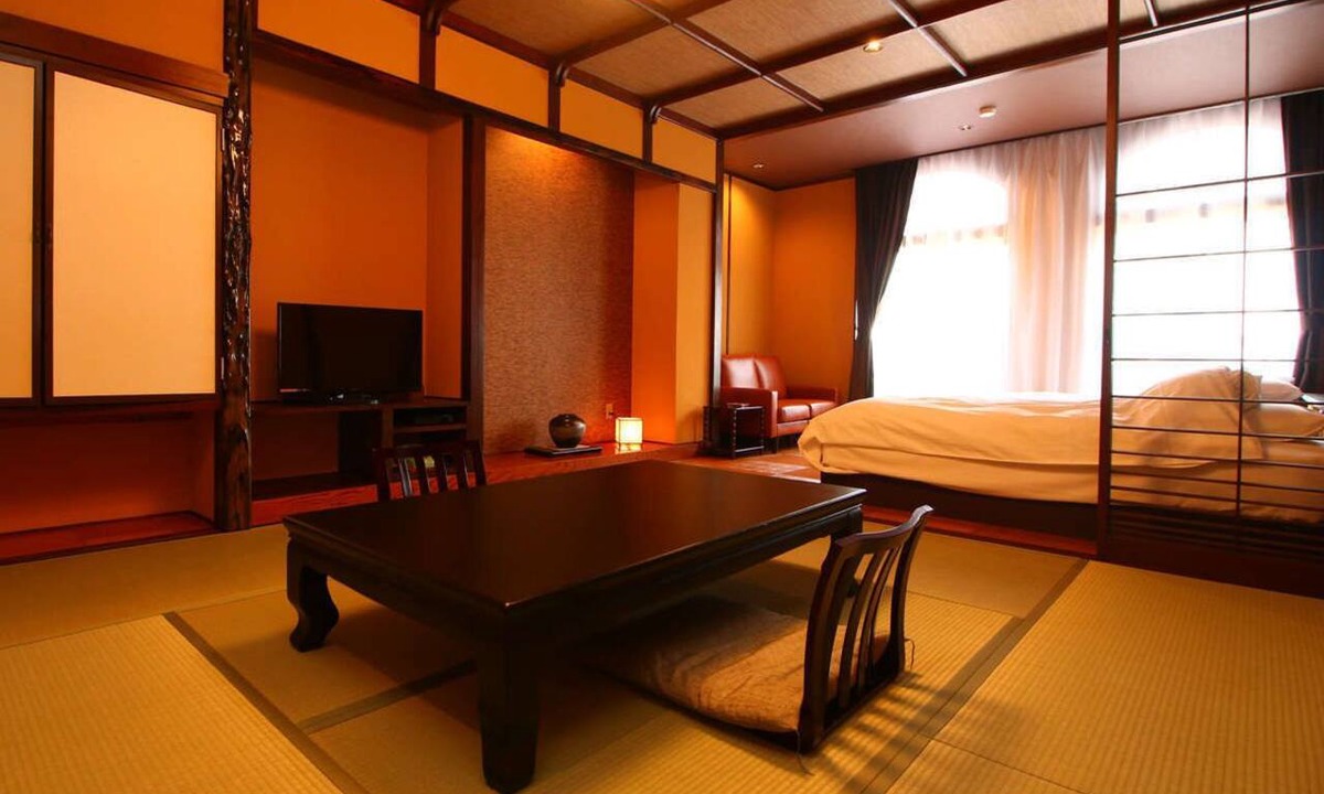 Tsukioka Onsen Hotel | Toeikan