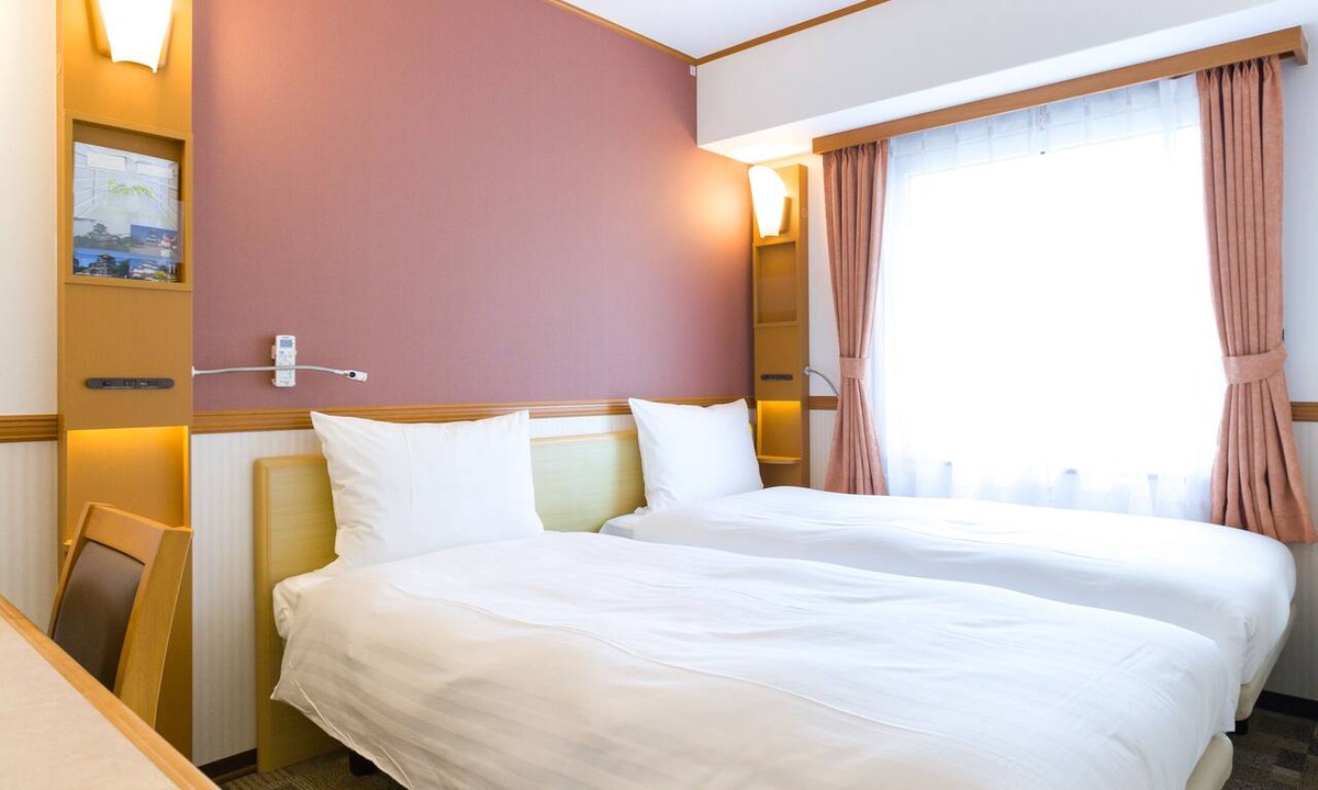 Chuo Ward Hotel | Toyoko Inn JR Yokohama Line Sagamihara Station