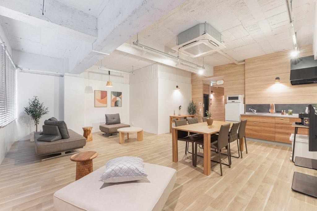 Shinmachi Apartment | Tree Village201 Spacious stay near Nanba and USJ