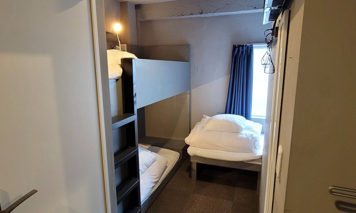 Minamiotsuka Apartment | Triple room bunk bed single bed/Toshima-ku Tokyo