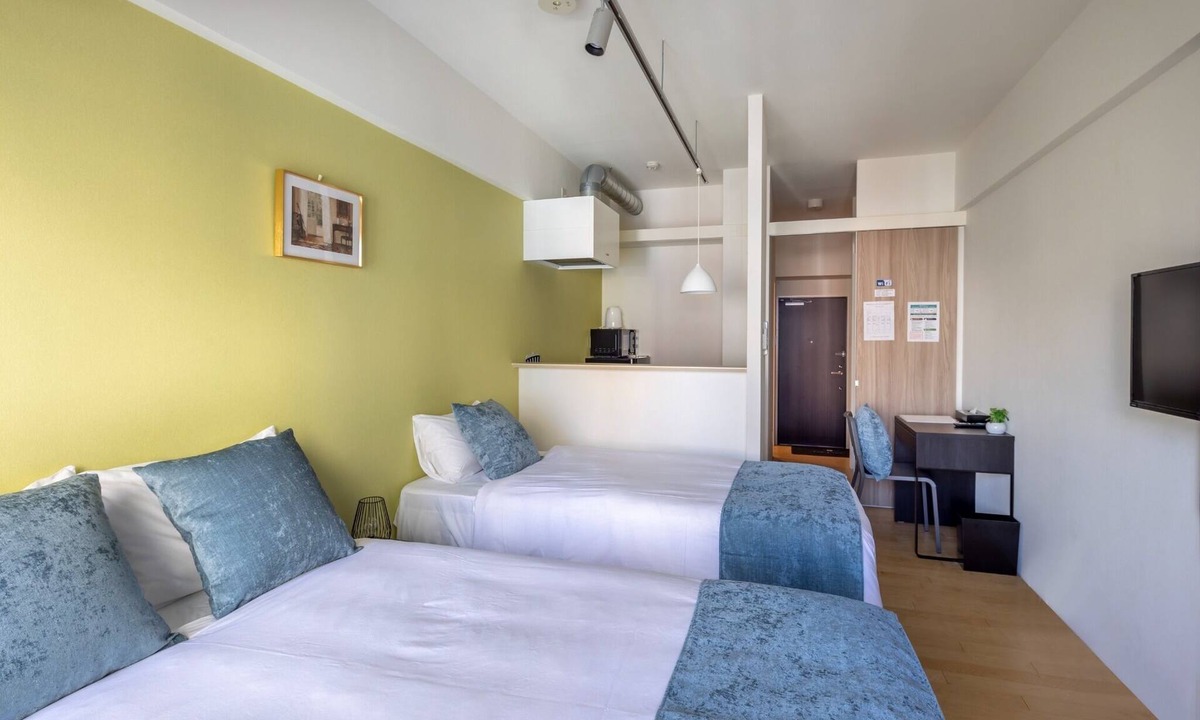 Kujo Apartment | Triple room telework sightseeing business use - 2nd to 10th floor 602 / Osaka Ōsaka