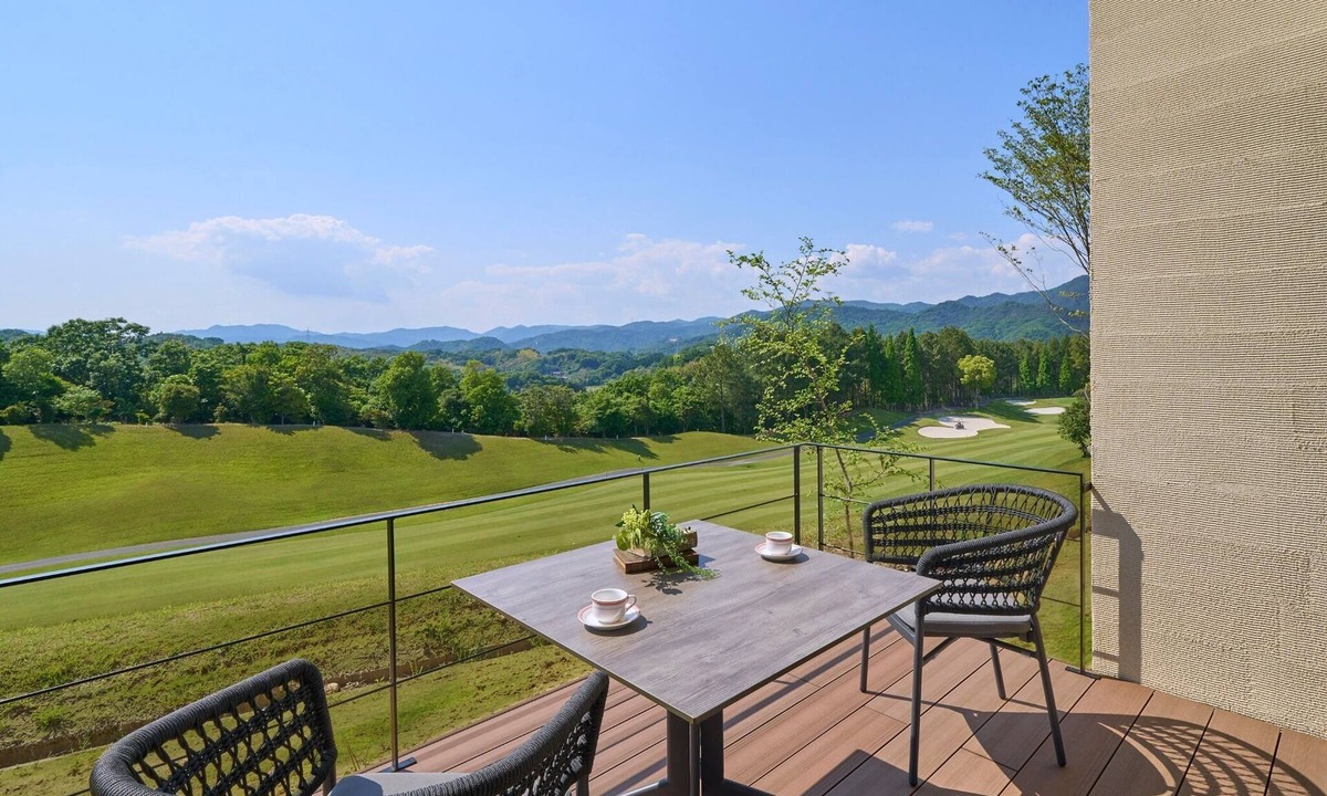 Takehara House | Twostory twin villa with half board Golf course /Takehara Hiroshima