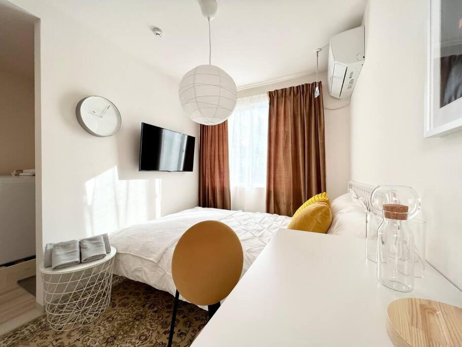 Mejiro Apartment | TYO Ikebukuro Designer’s Apt 201