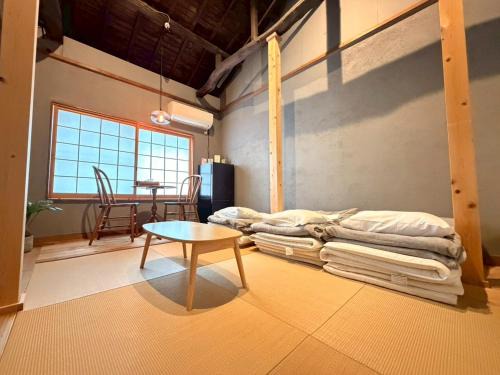 Kita Ward House | ura 群青の間