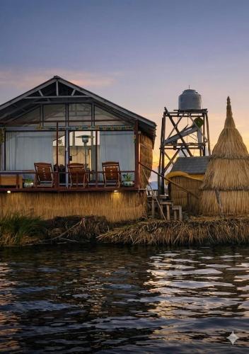Puno Cabin | Uros royal logde