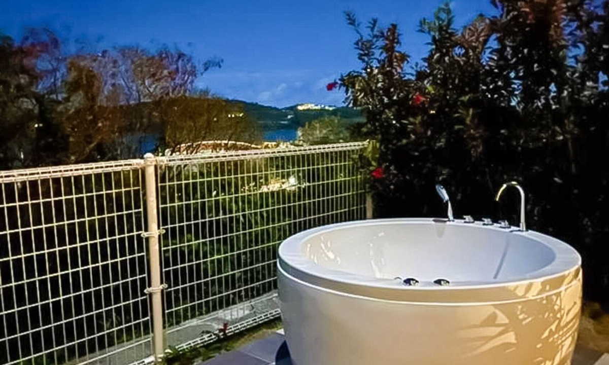 Sakimotobu Hotel | Villa Charme