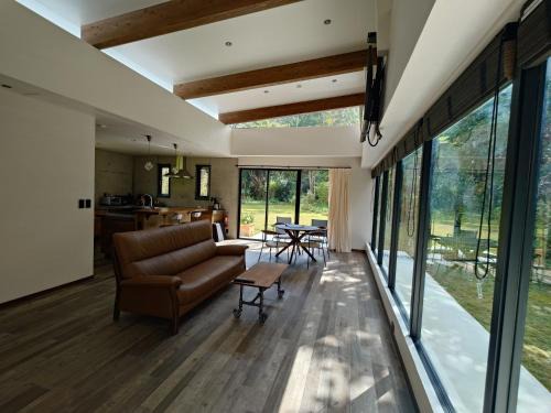 Kyoda Villa | Villa Esse Una 名護許田IC近く緑に囲まれた一棟貸しヴィラ