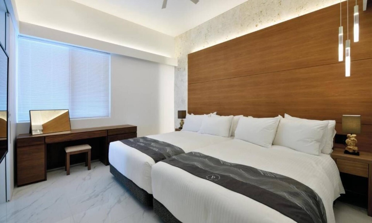 Onna Villa | Villa VALIOSA ON THE BEACH