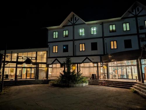 Yamanouchi Hotel | VillaCheerio