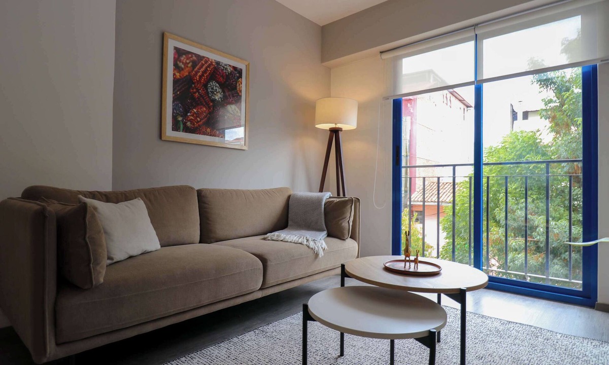 Cusco Historic Center Apartment | w* | Bright 1BR in Historic Cusco w/Balcony