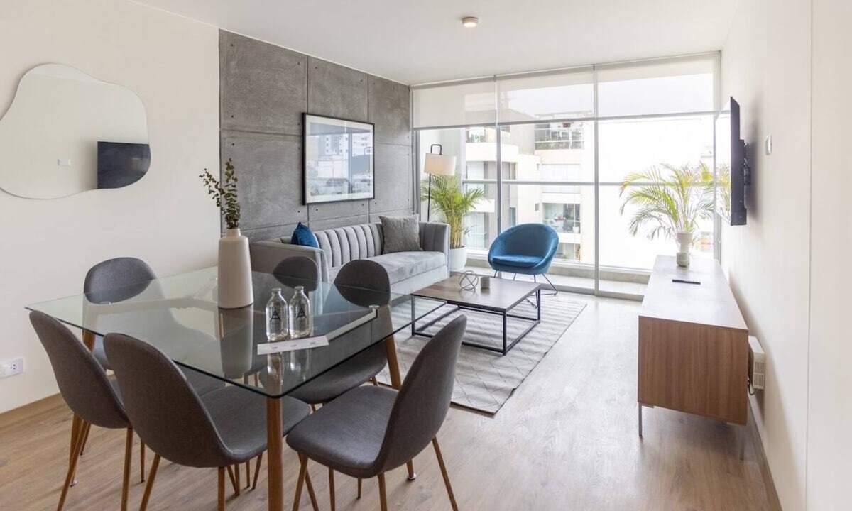 Miraflores Apartment | w* | Great 3BR Duplex with Terrace in Miraflores