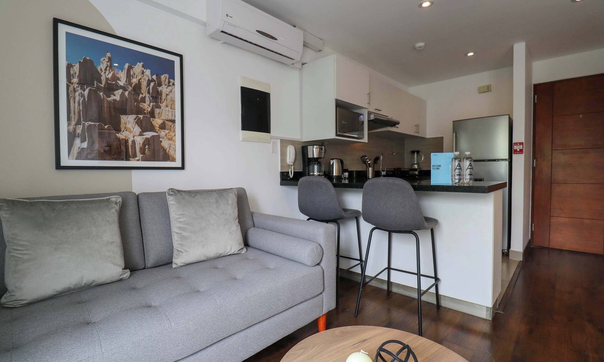 Barranco Apartment | w*| Luxurious 1BR w/Majestic Balcony in Barranco