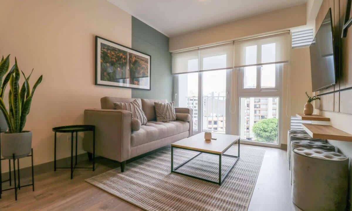 Miraflores Apartment | w* | Minimalist 2BR in Miraflores