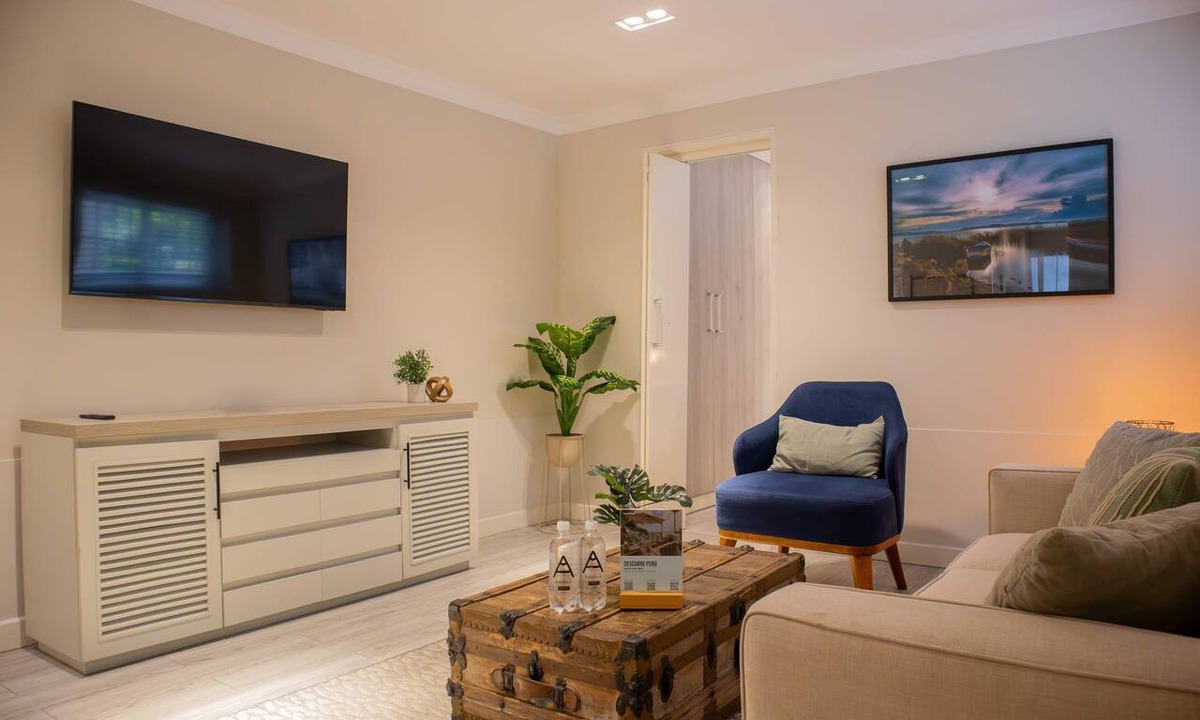 Armendariz Apartment | w* | Refined 1BR in the Heart of Miraflores