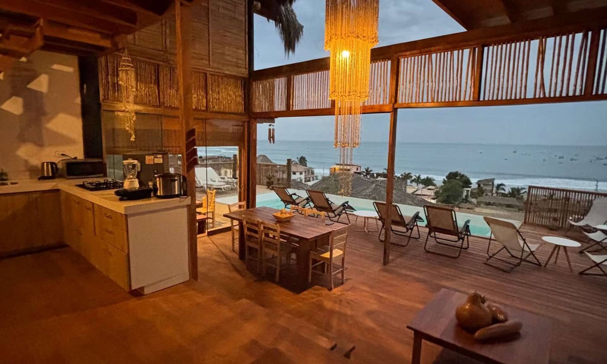 Punta Veleros House | w Relaxing Oceanfront 5BR in Punta Veleros